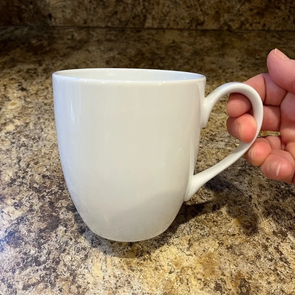 Crate&Barrel Classic White Mug Cup 16 oz.
